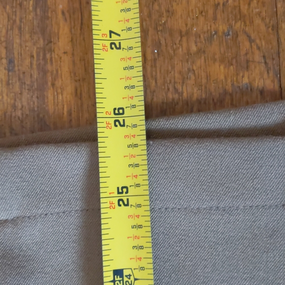 Tan Pencil Skirt w/Ruffle sz. 6 - Picture 7 of 7